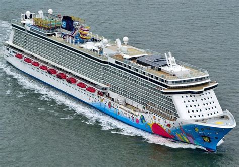 Norwegian Breakaway Itinerary, Current Position, Ship Review